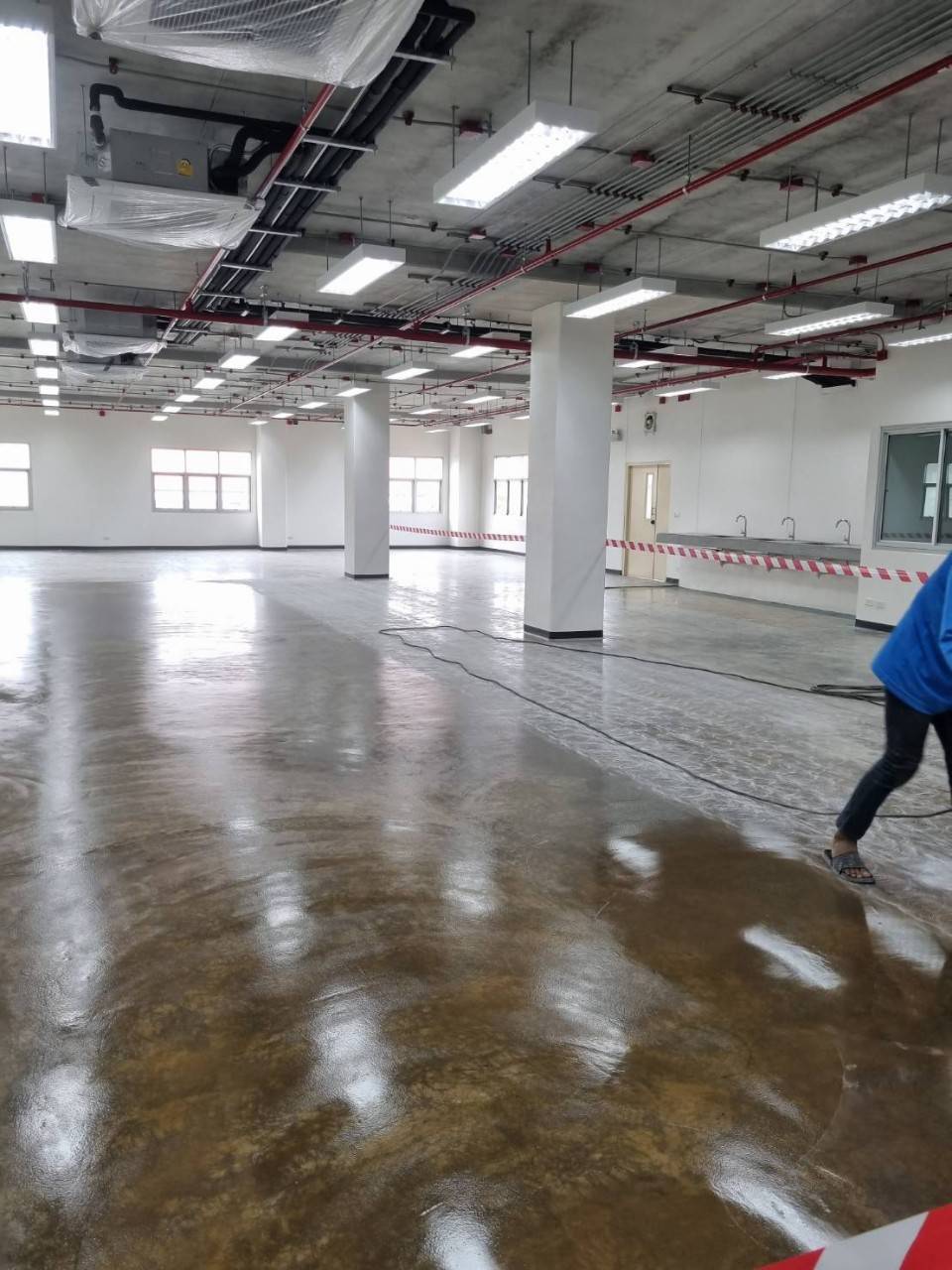 1 - https://ช่างเคนรับทํางานพื้นอีพ็อกซี่พียู.com | รับทำพื้น เคลือบพื้น Epoxy Poly Urethane Concrete กันซึมดาดฟ้า ตีเส้นสัญลักษณ์จราจร ขัดพื้นคริสตัลฟลอร์ 1 - https://ช่างเคนรับทํางานพื้นอีพ็อกซี่พียู.com | รับทำพื้น เคลือบพื้น Epoxy Poly Urethane Concrete กันซึมดาดฟ้า ตีเส้นสัญลักษณ์จราจร ขัดพื้นคริสตัลฟลอร์