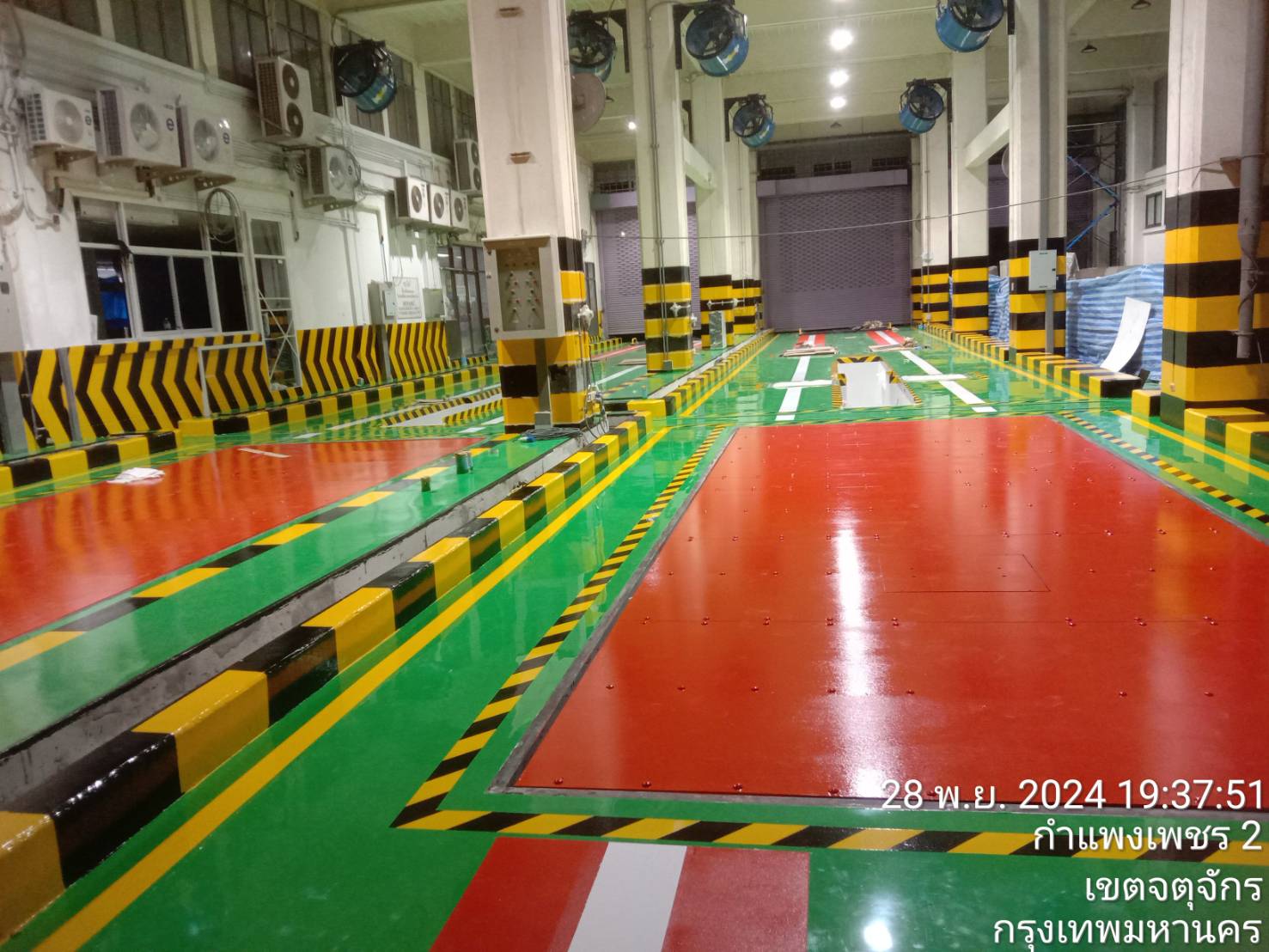 115 - https://ช่างเคนรับทํางานพื้นอีพ็อกซี่พียู.com | รับทำพื้น เคลือบพื้น Epoxy Poly Urethane Concrete กันซึมดาดฟ้า ตีเส้นสัญลักษณ์จราจร ขัดพื้นคริสตัลฟลอร์